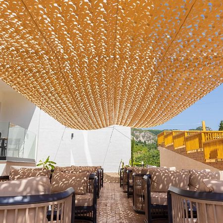 Patio Mare Hotel Dhermi Luaran gambar