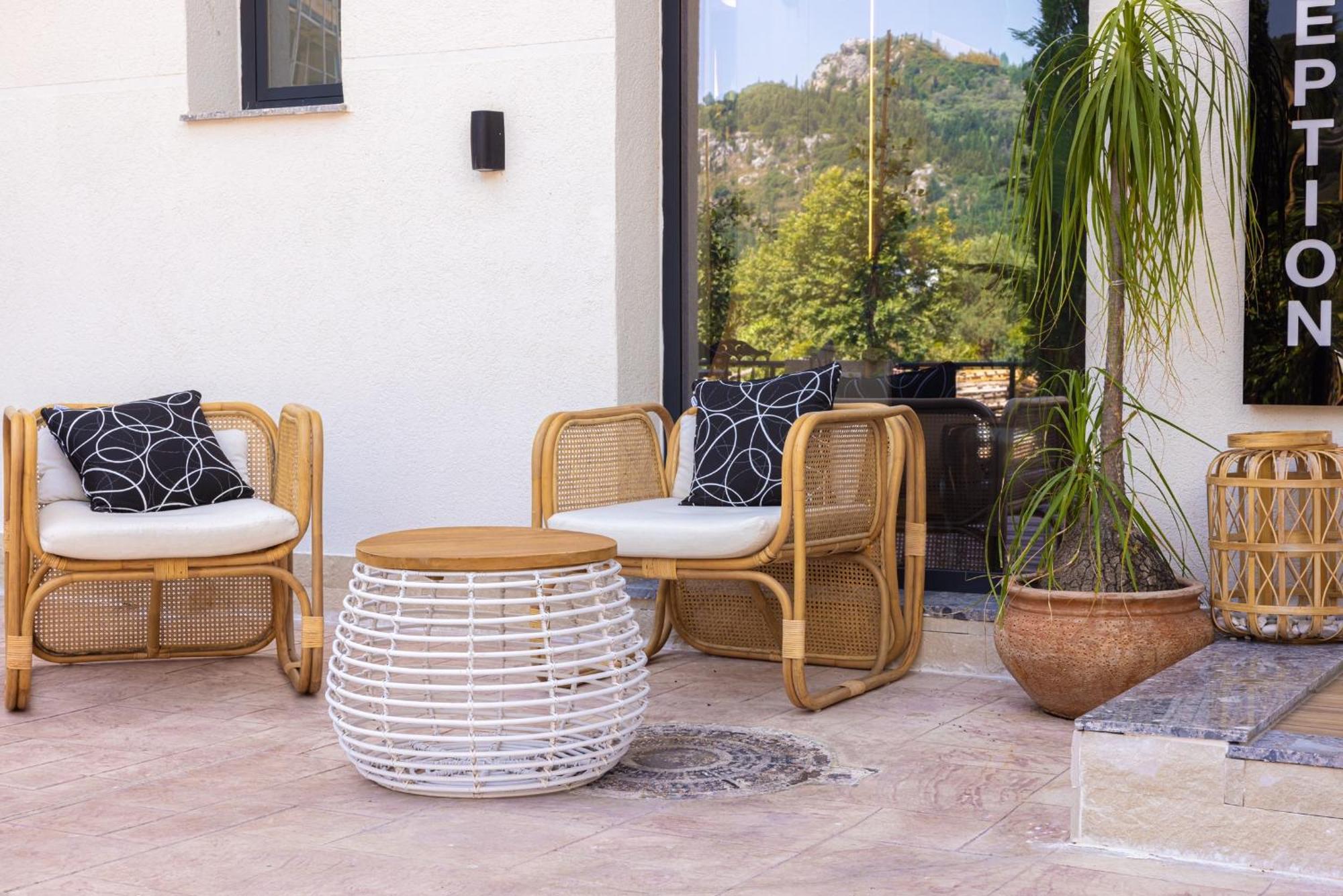 Patio Mare Hotel Dhermi Luaran gambar